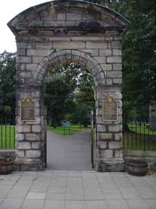 Memorial Arch - 2004